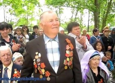 В нашей стране нет семьи, которой не коснулась бы война. Война ещё живет в чувствах и в сознании старшего поколения. Рассказы ветеранов, они, как ж...